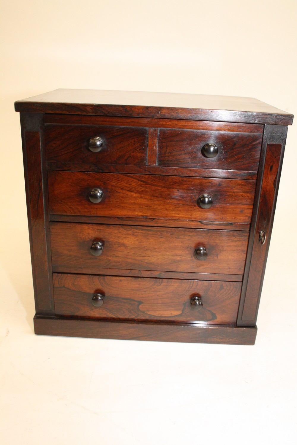 Desktop Rosewood Wellington chest C1830 View VI