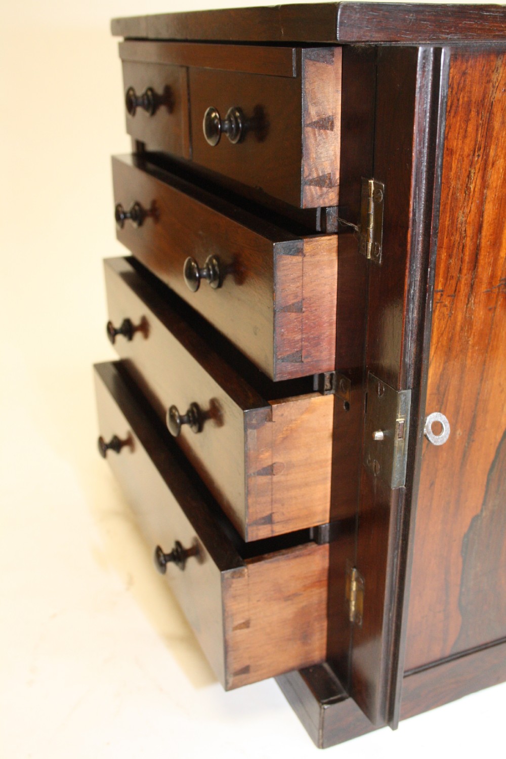 Desktop Rosewood Wellington chest C1830 View X