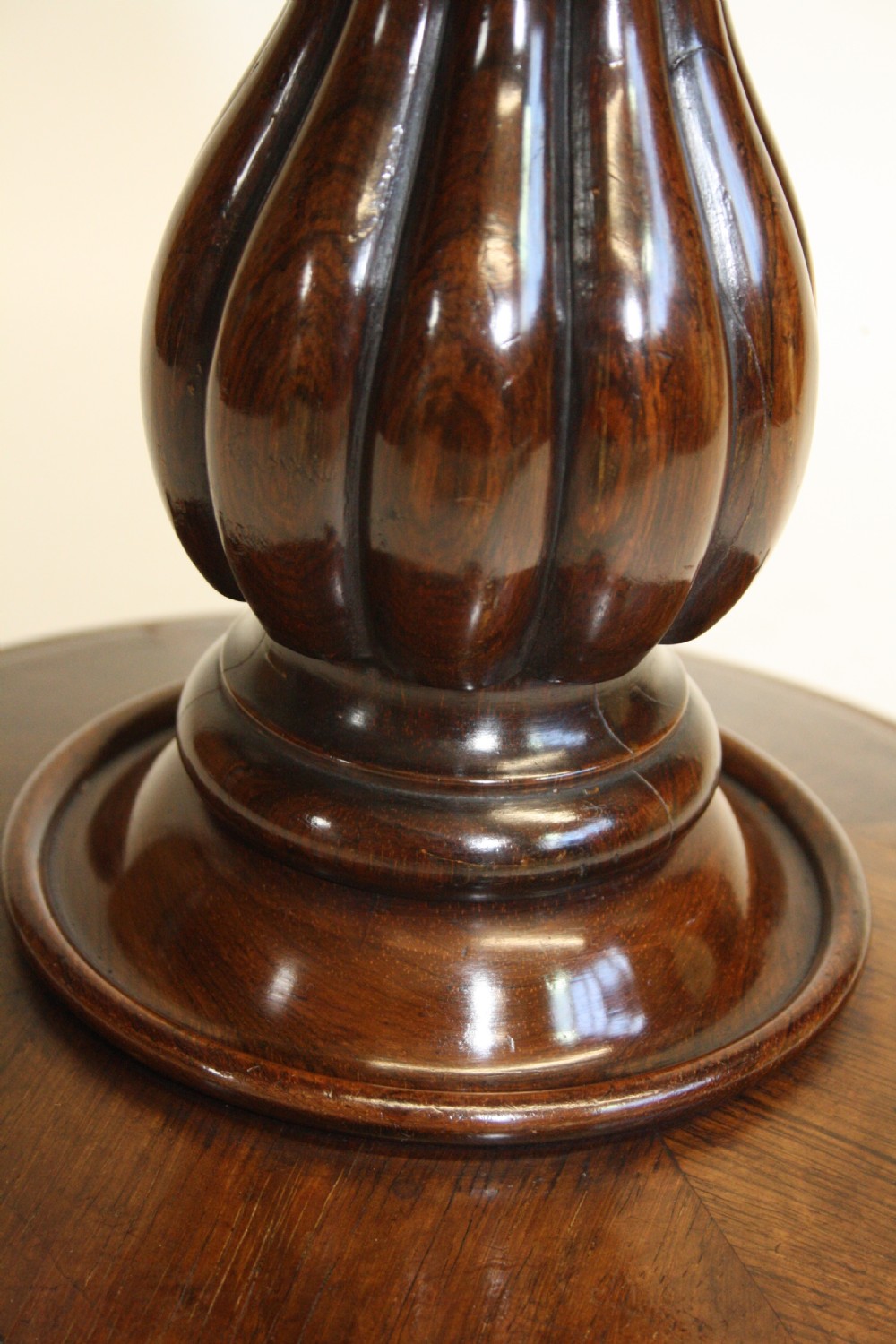 William IV adjustable music-Piano stall View IV