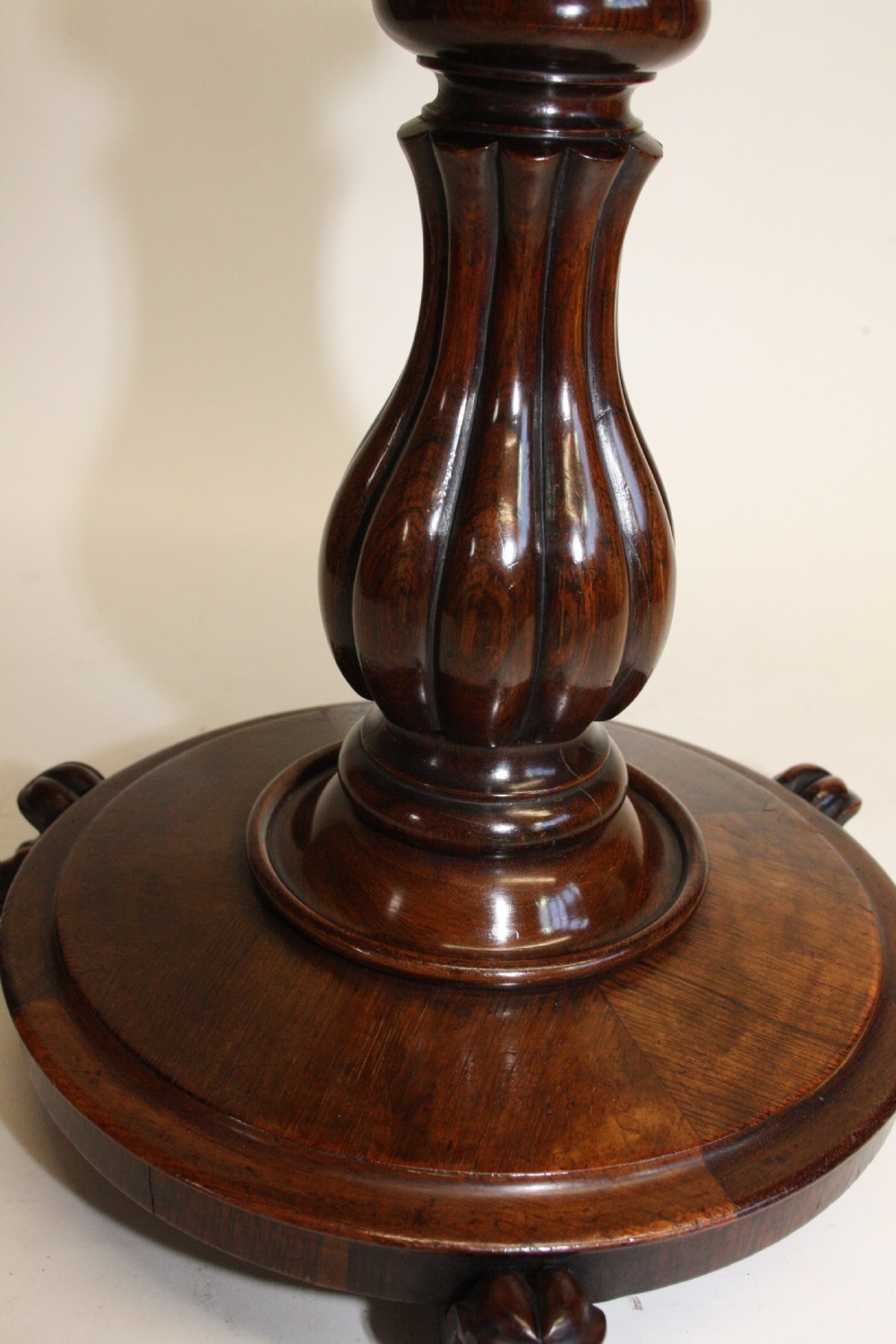William IV adjustable music-Piano stall View V