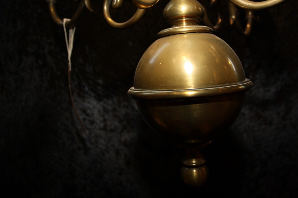 Dutch style chandelier View IV