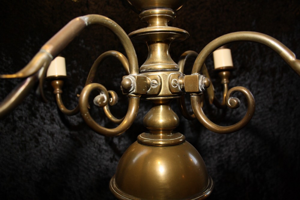 Dutch style chandelier View VI