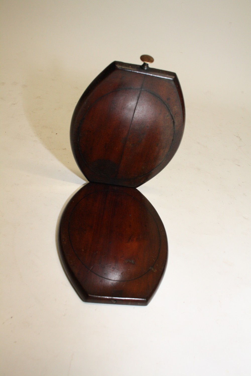 Victorian Vanity mirror in mahogany View VII