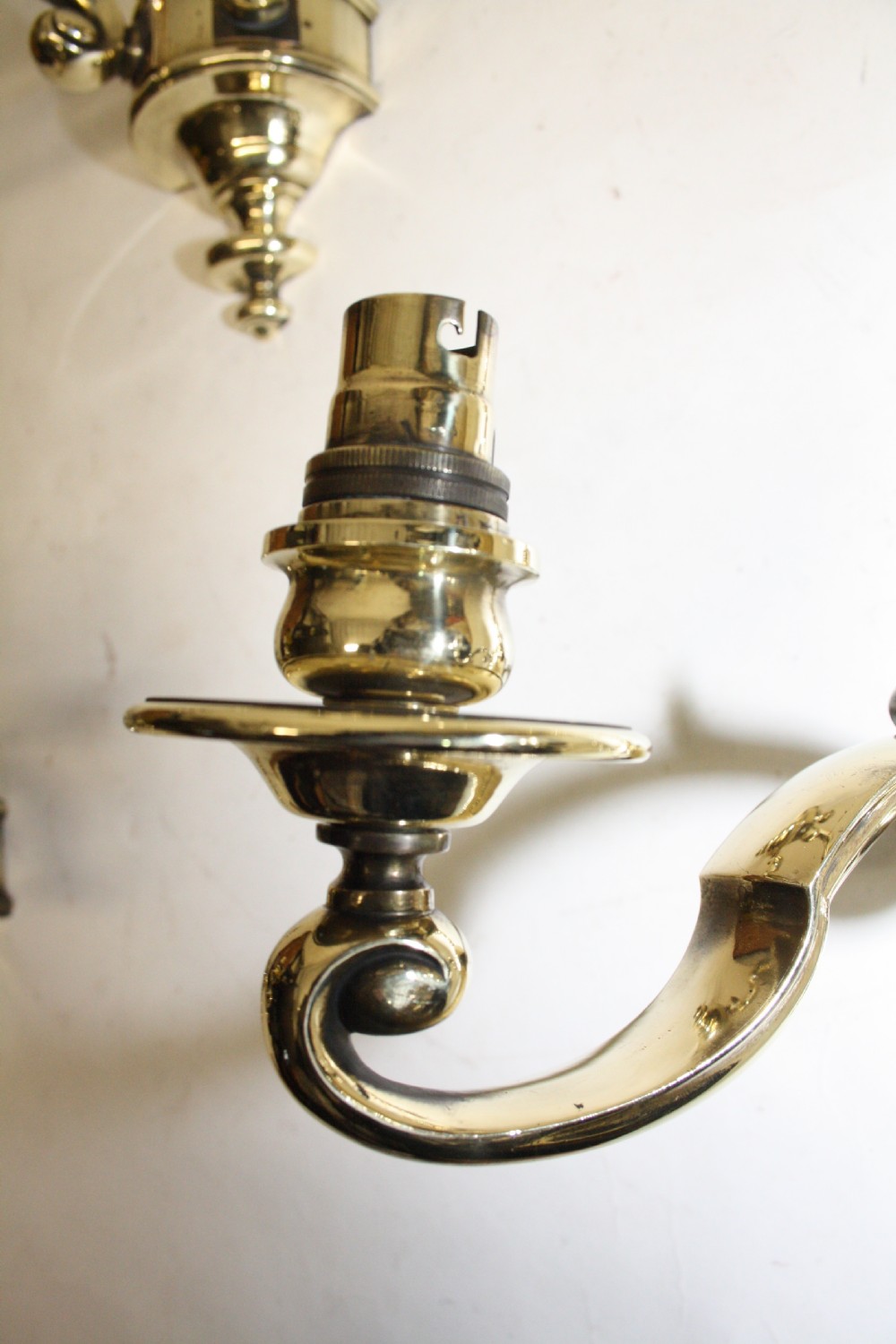 Set of four early 20th century wall lights View IX