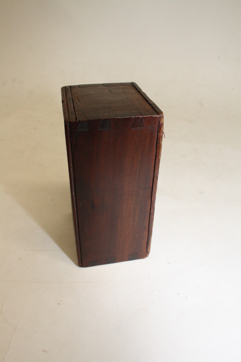 Early 19th century Chest piece box View IV