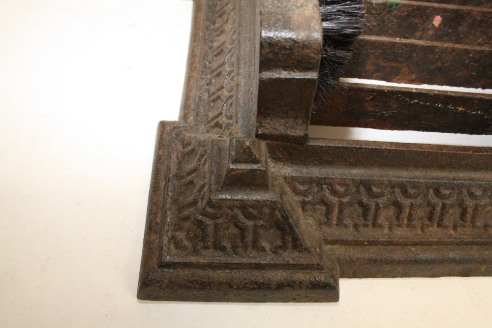 Late 19th-century boot scraper View IV