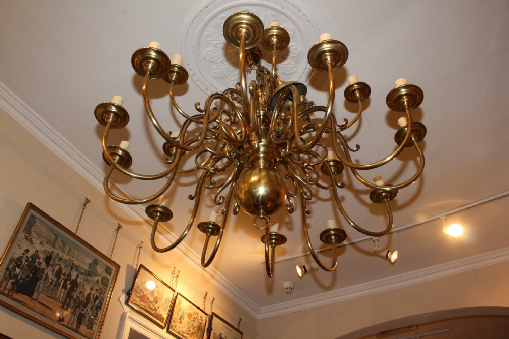 Early 20th century Cromwellian style brass chandelier View II