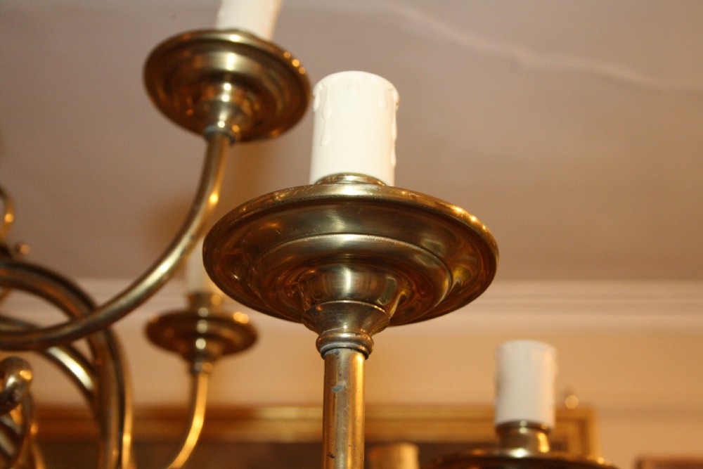 Early 20th century Cromwellian style brass chandelier View IV