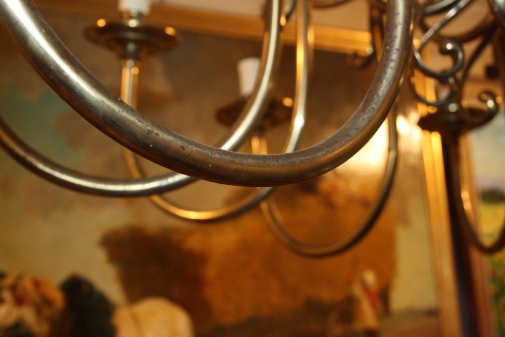 Early 20th century Cromwellian style brass chandelier View X