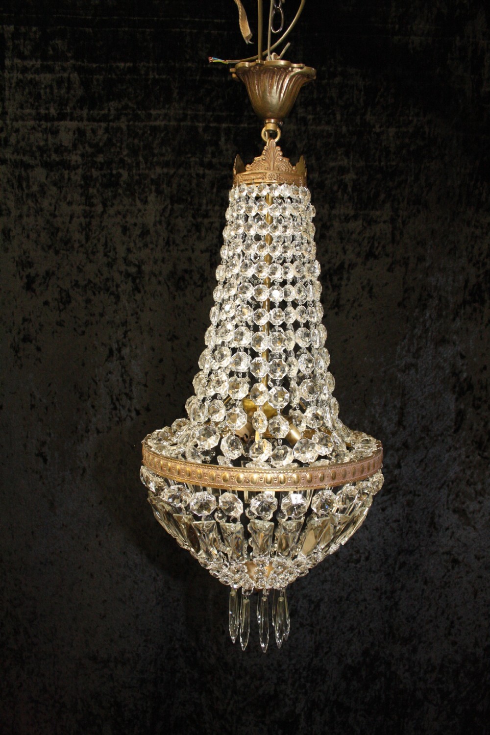 Early 20th century cut glass Bag chandelier 