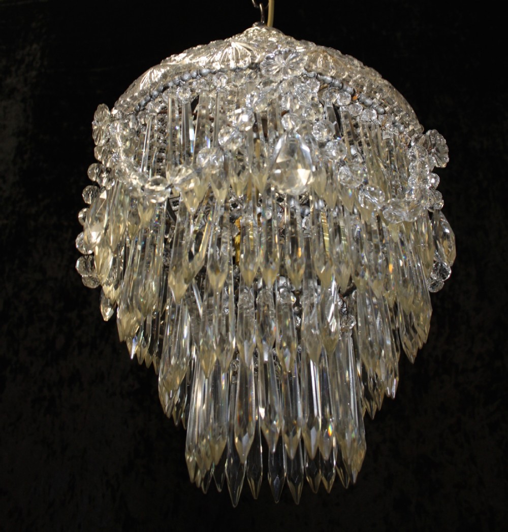 Early 20th century dome top crystal chandelier View VIII