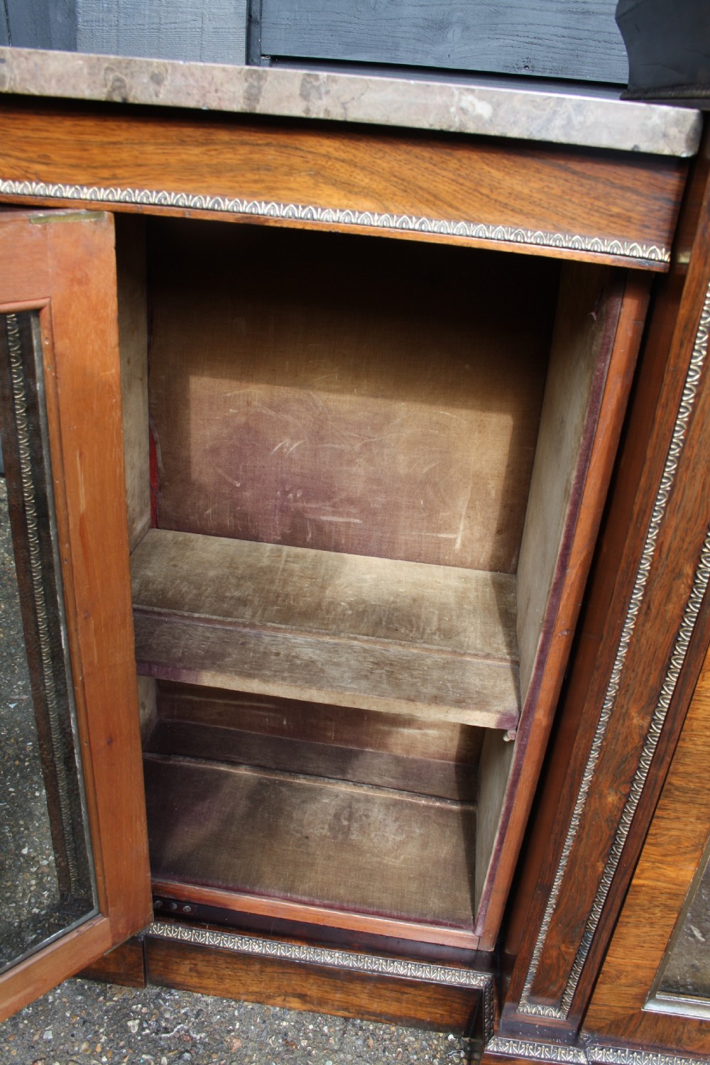 Regency rosewood breakfront bookcase View XVI