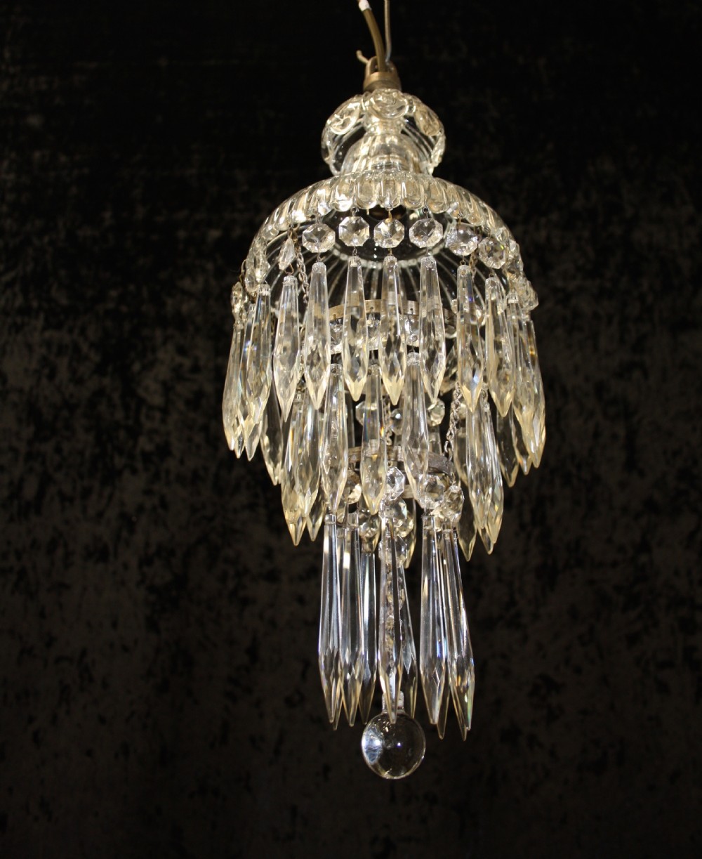 Early 20th century Dome top spike chandelier View VIII
