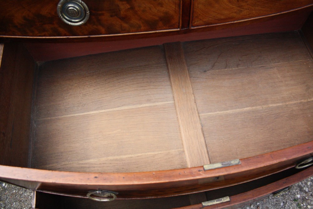 Late 19th century mahogany bow fronted chest of drawers 35