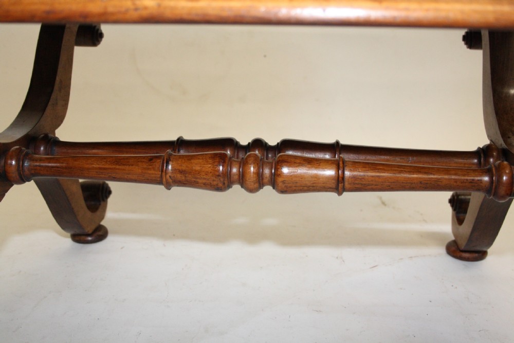 William IV stool in Rose wood View IV