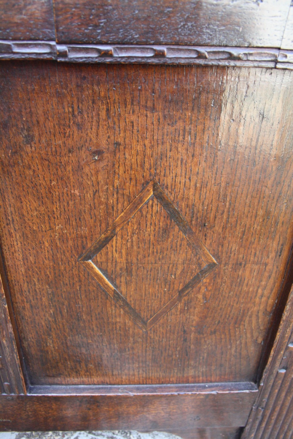17th century oak Coffer 34