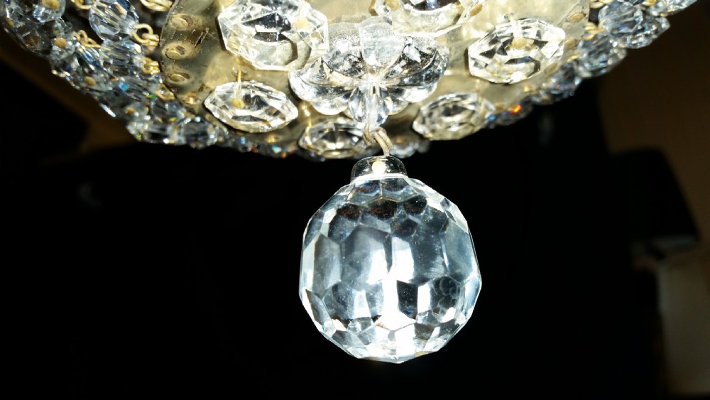 Early 20th Century bag chandelier View VII