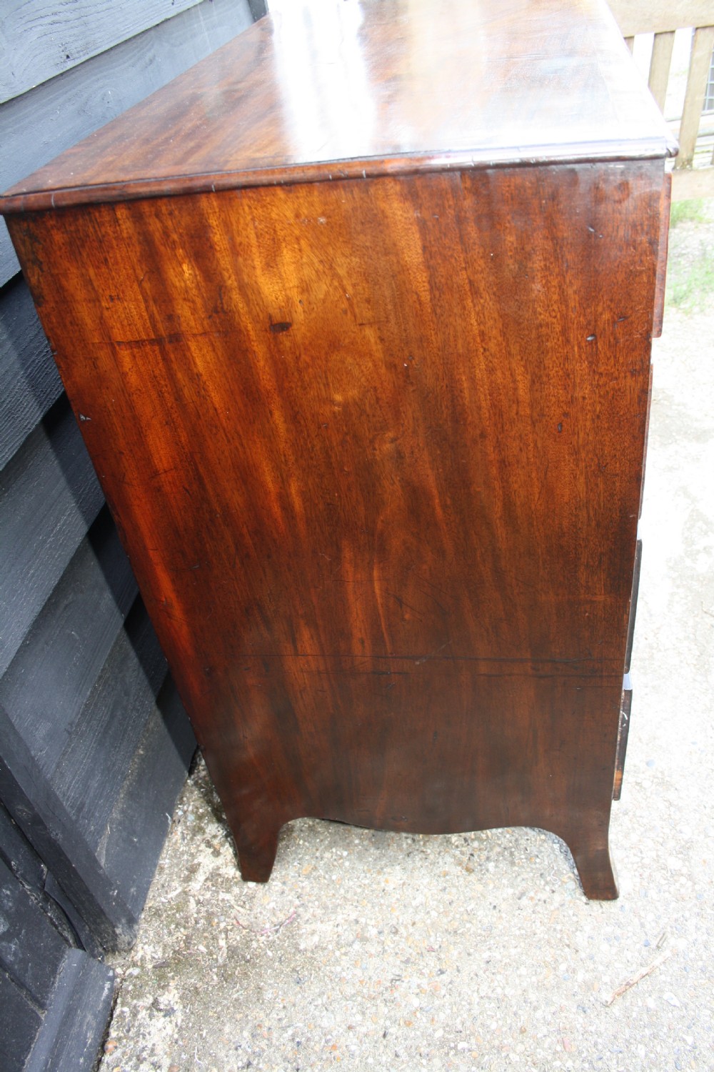 19th century short grain mahogany chest of drawers View III
