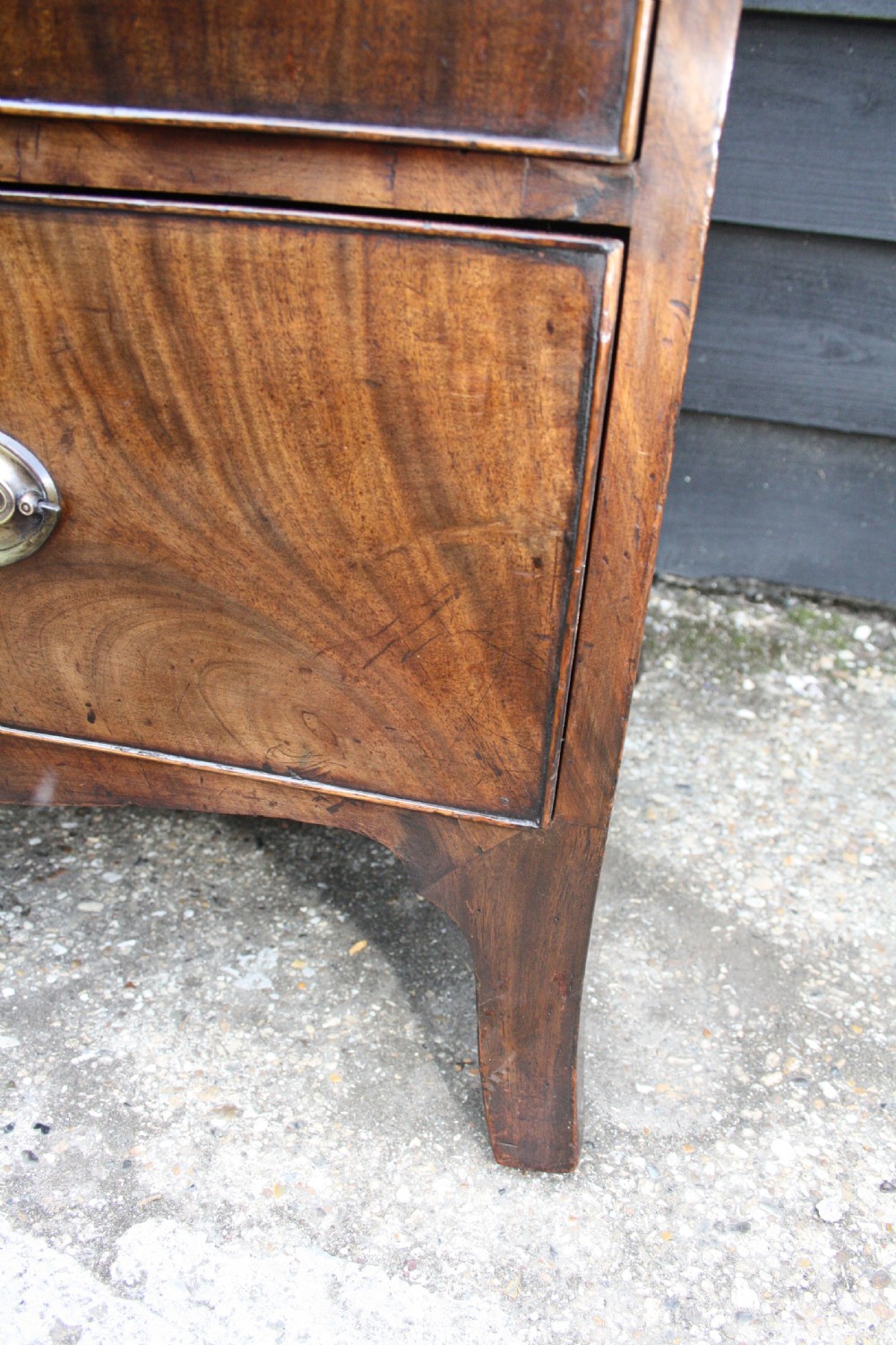 19th century short grain mahogany chest of drawers View VI