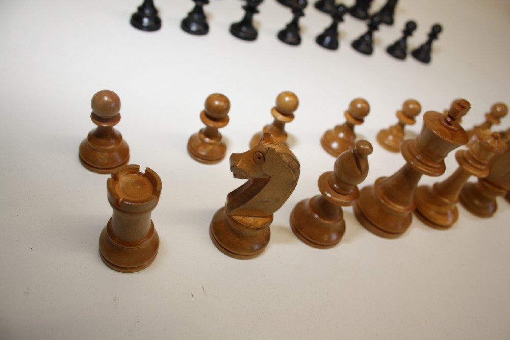 Early 20th century chess set View III