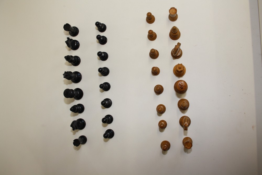 Early 20th century chess set View IV