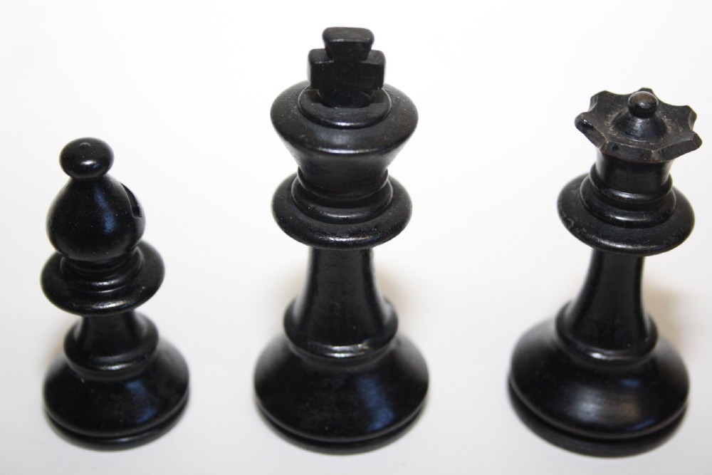 Early 20th century chess set View VIII