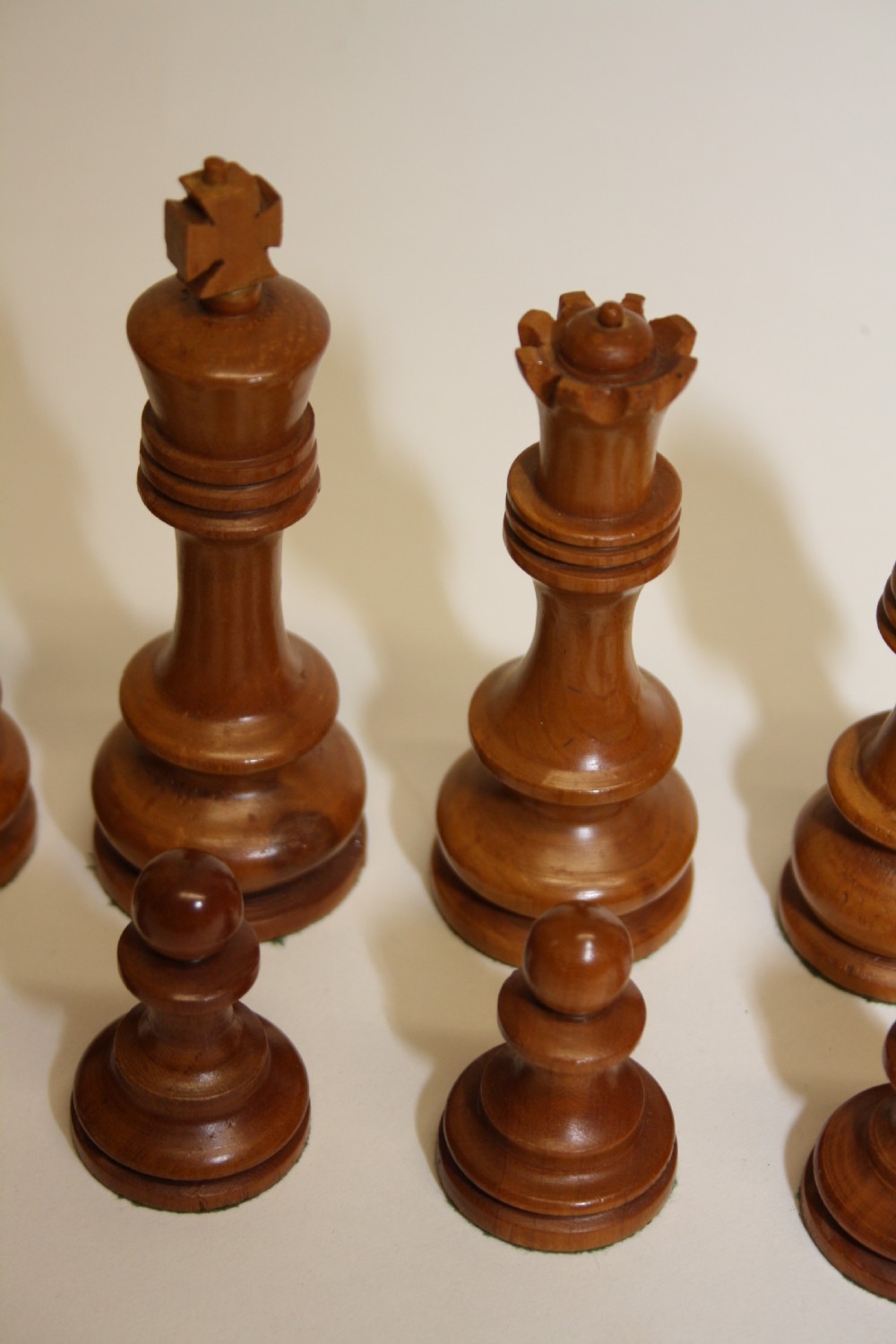 Early 20th century Weighted chess set  View VIII