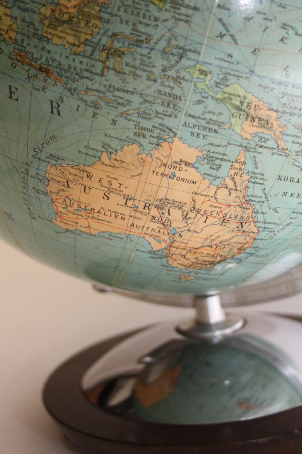 Early 20th century German Globe light View V
