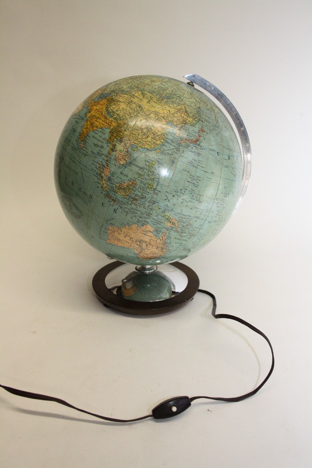 Early 20th century German Globe light View X