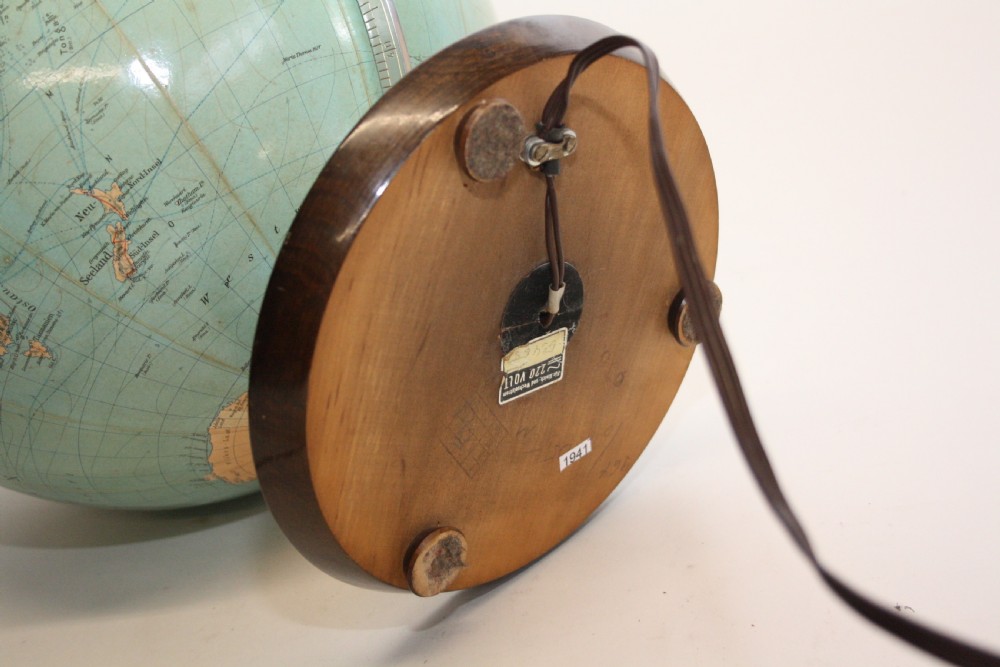Early 20th century German Globe light View XI