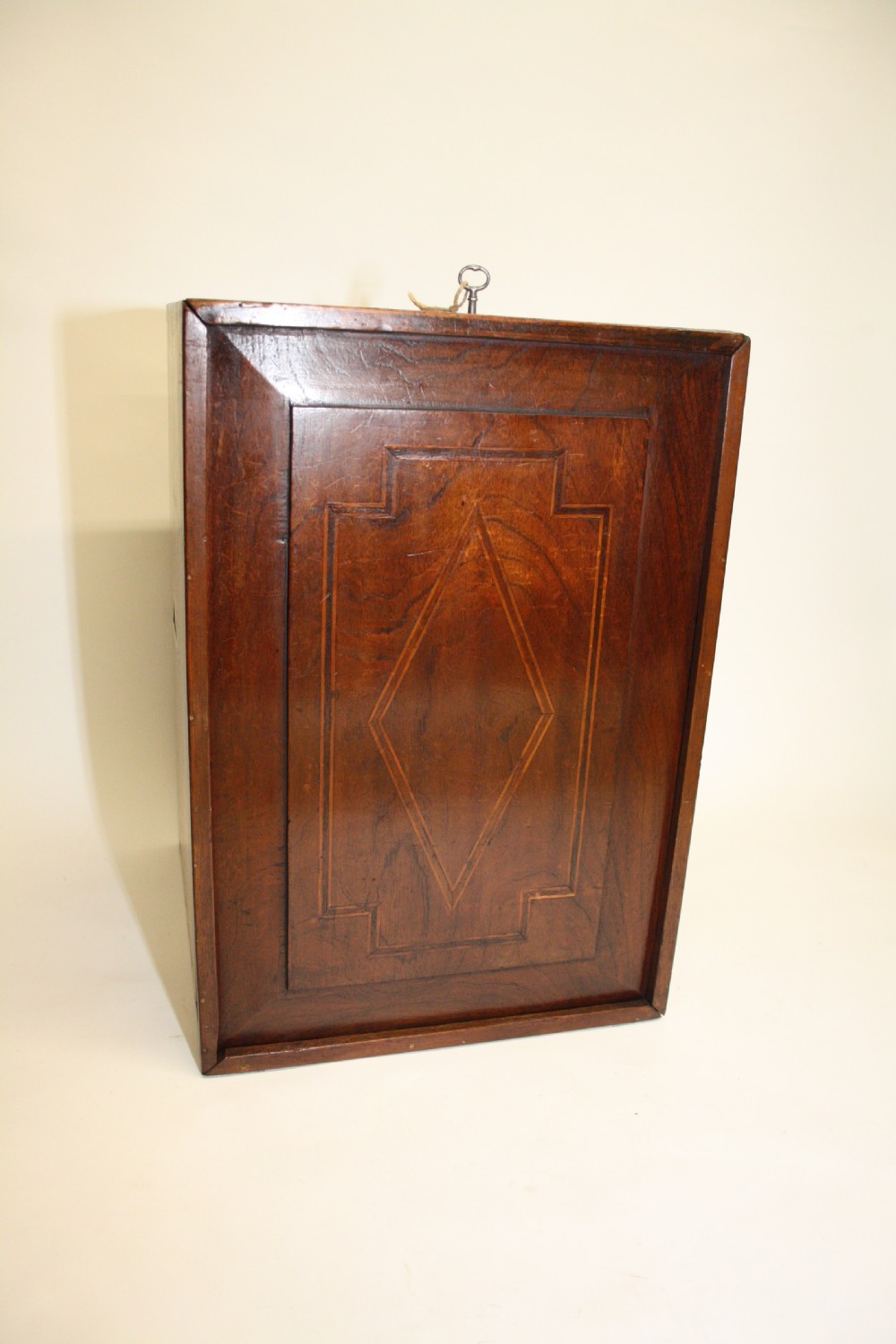 Collectors chest with sliding lid View II