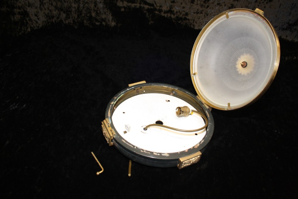 Round ceiling lights in steel and brass View VII