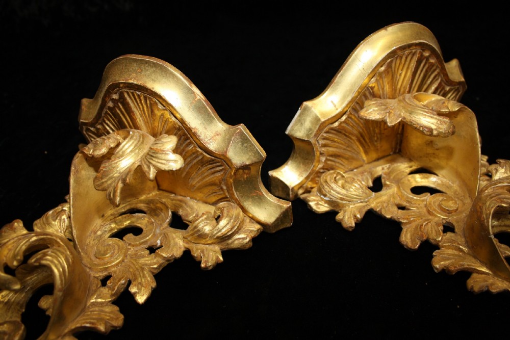 Pair of gilt wall brackets View V