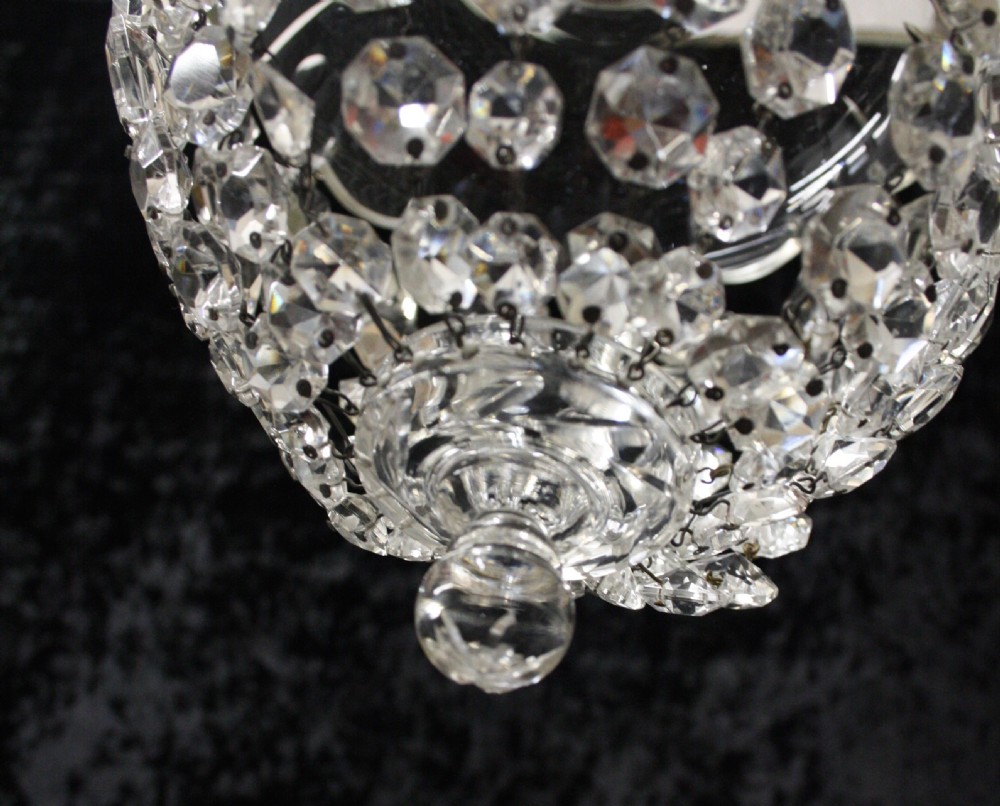Glass dome top chandelier View V
