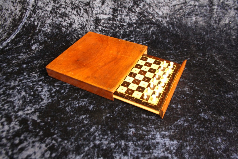 Edwardian chess set with sliding lid View II