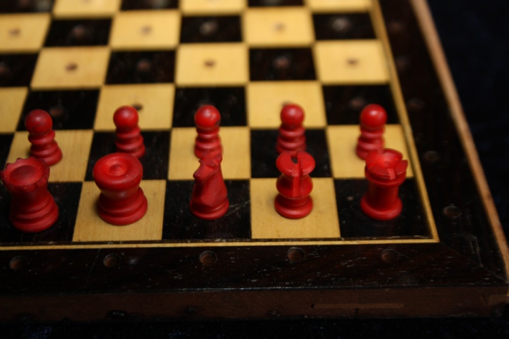 Edwardian chess set with sliding lid View V