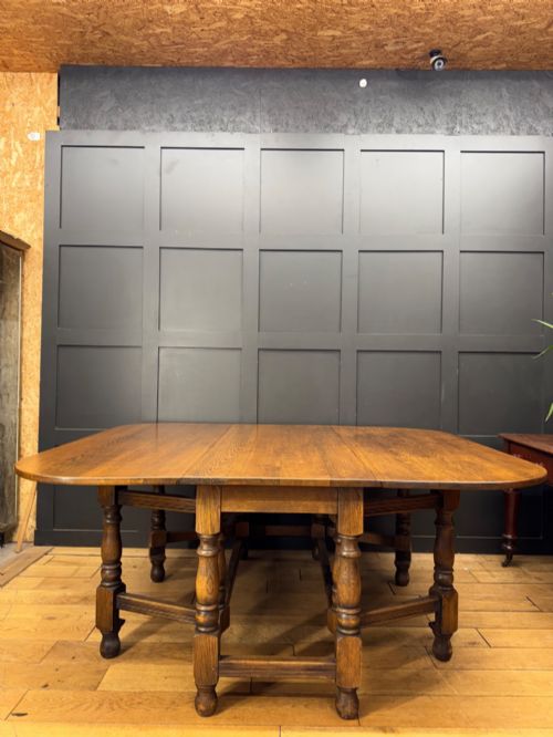 Edwardian Solid Oak Gateleg Dining Table