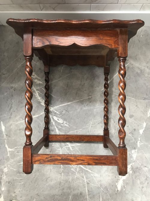OAK BARLEYTWIST OCCASIONAL TABLE C1920 - ADDITIONAL PHOTO 13
