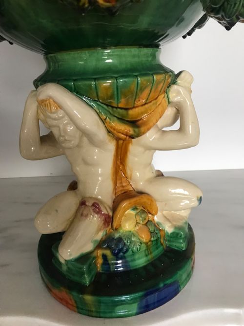 HUGE MAJOLICA CERAMIC PLANTER ON FIGURAL BASE STAND WITH LIONS HEAD DECORATION FROM ITALY - ADDITIONAL PHOTO 2