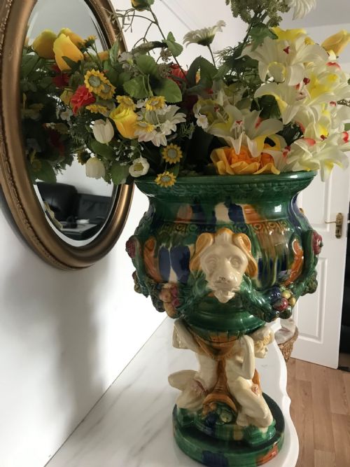 HUGE MAJOLICA CERAMIC PLANTER ON FIGURAL BASE STAND WITH LIONS HEAD DECORATION FROM ITALY - ADDITIONAL PHOTO 14