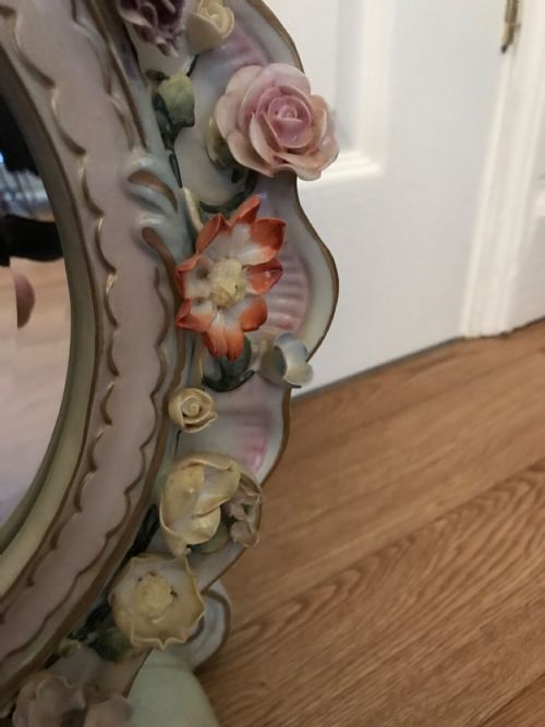 CHERUB PORCELAIN DRESSING TABLE MIRROR WITH FLOWERS CONTINENTAL FACTORY - ADDITIONAL PHOTO 4