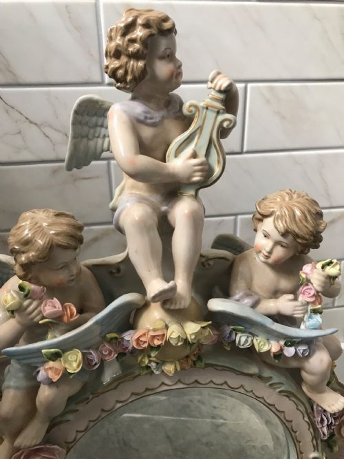 CHERUB PORCELAIN DRESSING TABLE MIRROR WITH FLOWERS CONTINENTAL FACTORY - ADDITIONAL PHOTO 12