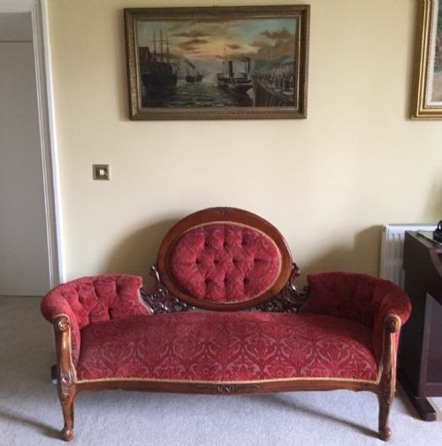 MAHOGANY DOUBLE ENDED SOFA RE UPHOLSTERED IN BURGUNDY DEEP PILE BROCADE SPRUNG SETTEE BASE