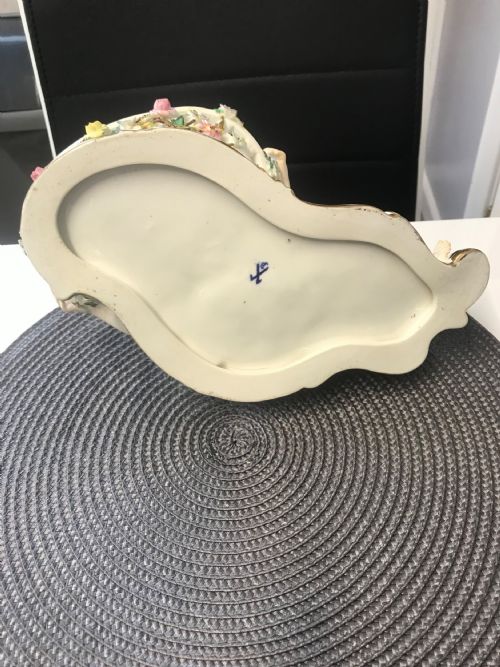 18TH MEISSEN FIGURAL MAIDEN FLORREL SWEET BASKET - ADDITIONAL PHOTO 12