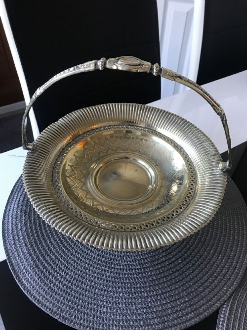 SILVER PLATED NEO CLASSICAL DECORATIVE FRUIT BASKET WITH LOOP HANDLE C1860 - ADDITIONAL PHOTO 8