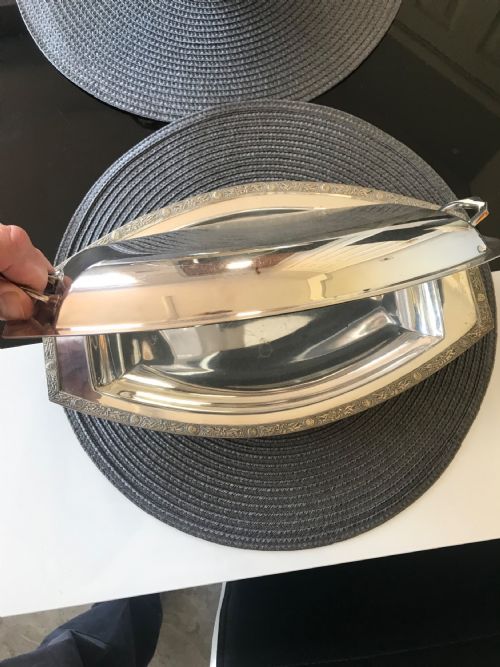 SHEFFIELD PLATE BOAT SHAPED VEGETABLE TUREEN WITH HANDLES - ADDITIONAL PHOTO 2
