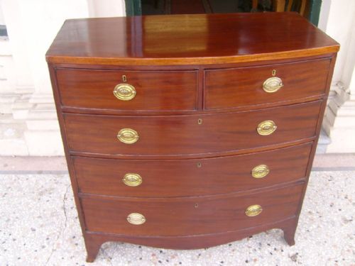 Georgian Bow Fronted Chest of Drawers