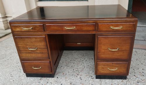 Art Deco Mahogany Pedestal Desk