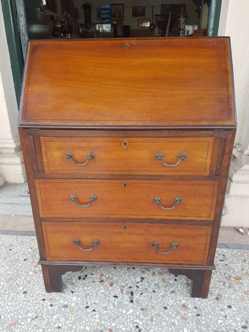 Antique Bureau