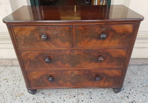 Antique Chest of Drawers